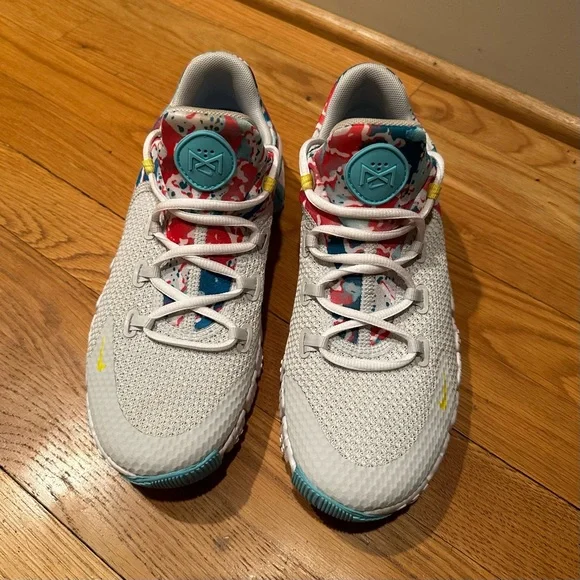 Nike Metcon 4 photon Women's Athletic Shoes in White, Pink, Teal - Picture 2 of 5